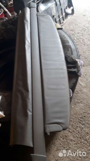 Шторка богажника