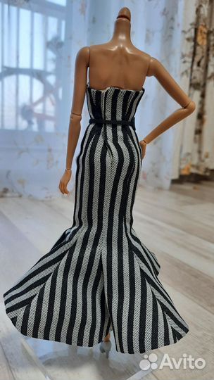 Платье для куклы Барби