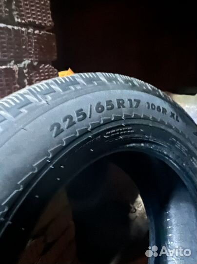 Nokian Tyres Hakkapeliitta R SUV 225/65 R17 106R
