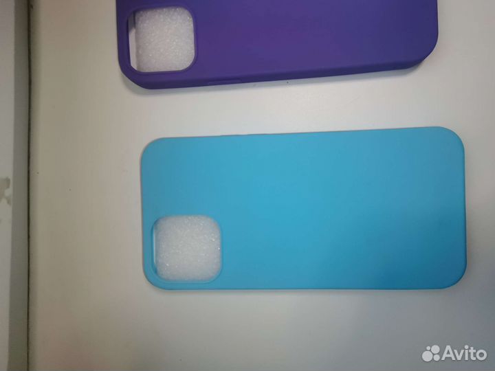 Чехол на iPhone