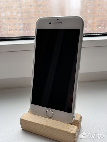 iPhone 7, 32 ГБ