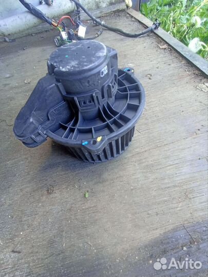 Мотор печки Hyundai Solaris 2/Rio 4 17-23г