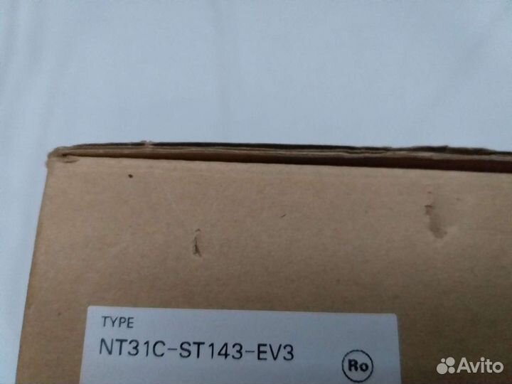Панель оператора omron NT31C-ST143-EV3