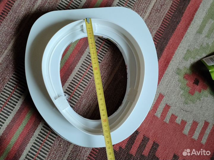 Детское сиденье на унитаз