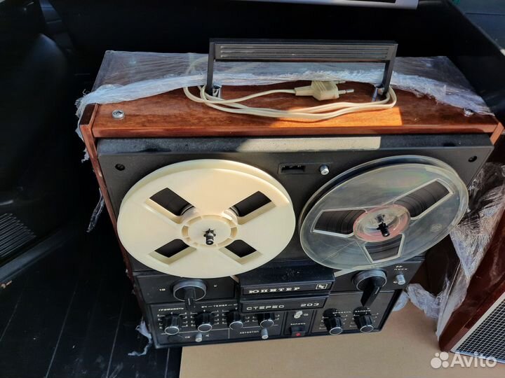 Катушечный магнитофон Юпитер 203 стерео
