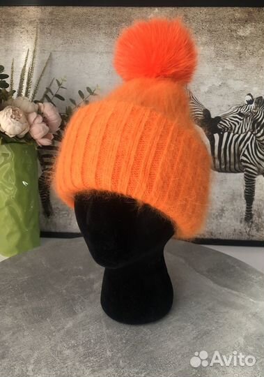 Шапки из ангоры с помпоном двойные