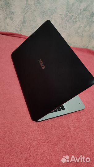 Свежий Игровой Asus i3/8гб/SSD 256/nvidia