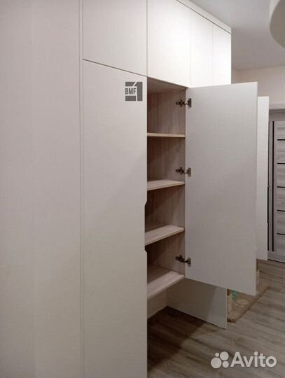 Шкаф распашной новый