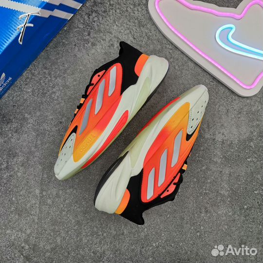 Кроссовки Adidas Ozelia Orange Sunset