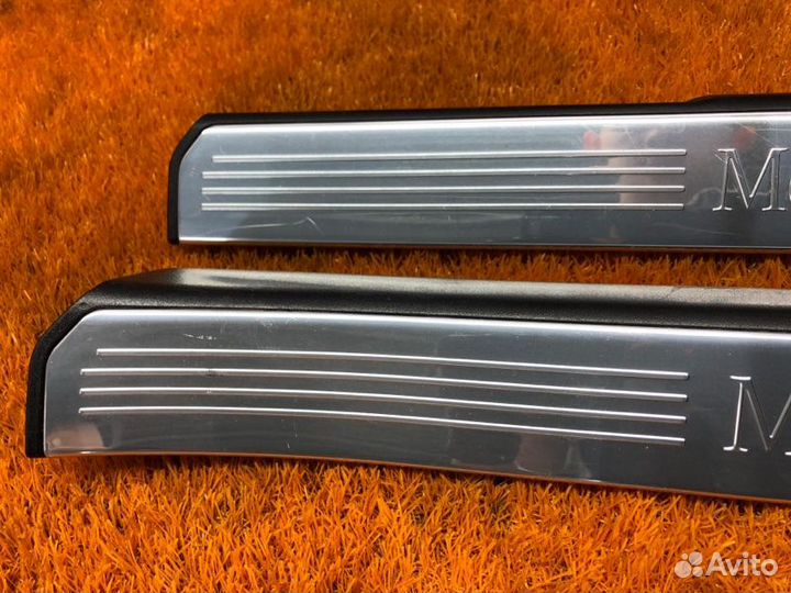 Накладка на порог салона Mercedes-Benz S-Class