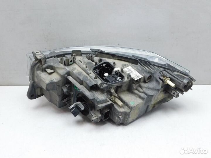 Фара правая BMW 3-Series Gran Turismo