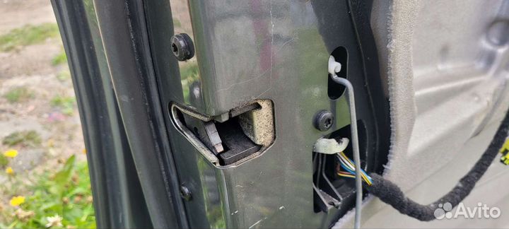 Замок двери BMW е53 e60 e70 e71 e90 f10