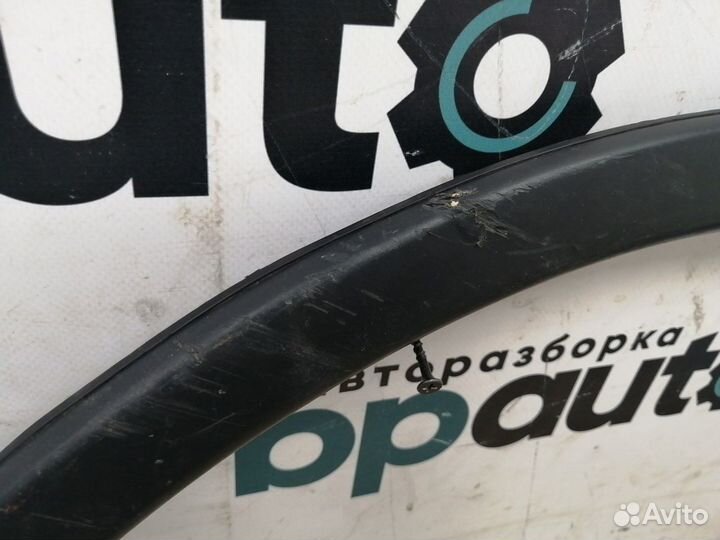 Накладка заднего левого крыла расширитель 7407A303