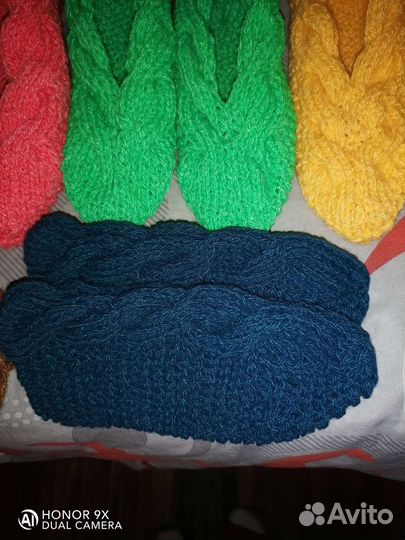 Вязаные следочки и носки