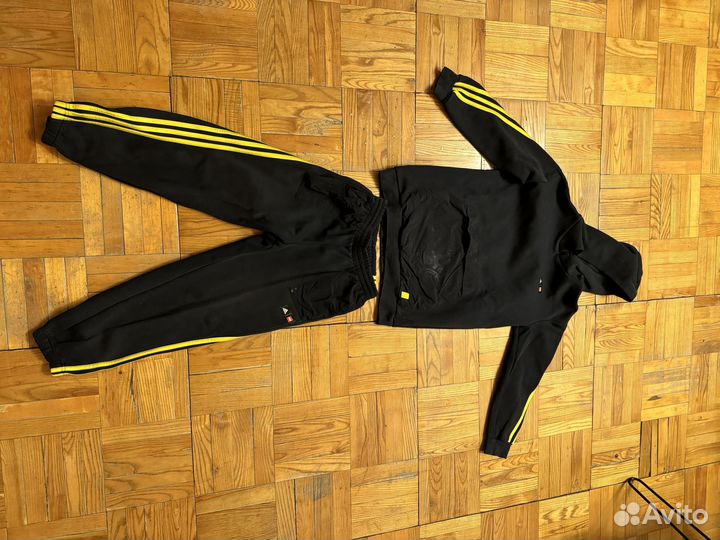 Костюм для мальчика adidas lego