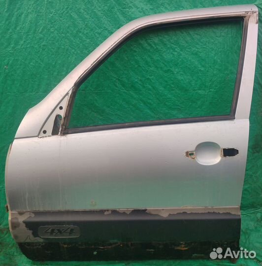 Водительская дверь niva chevrolet