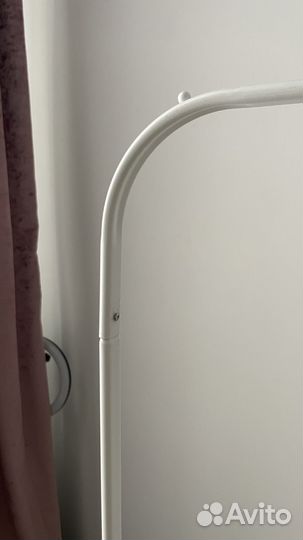 Вешалка для одежды напольная