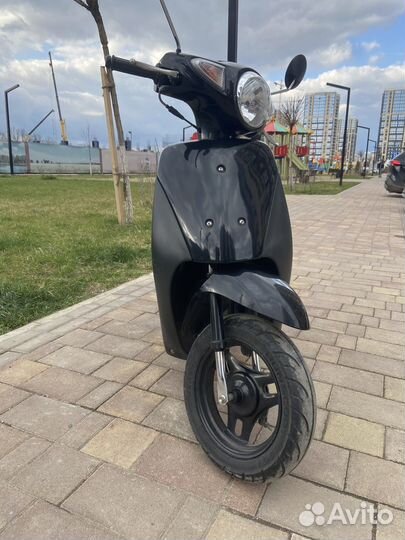 Скутер -мопед Suzuki lets 6 идеал