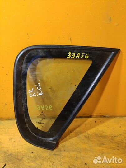 Стекло кузовное заднее правое Mitsubishi Colt Z34