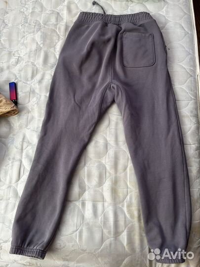 Мужской спортивный костюм