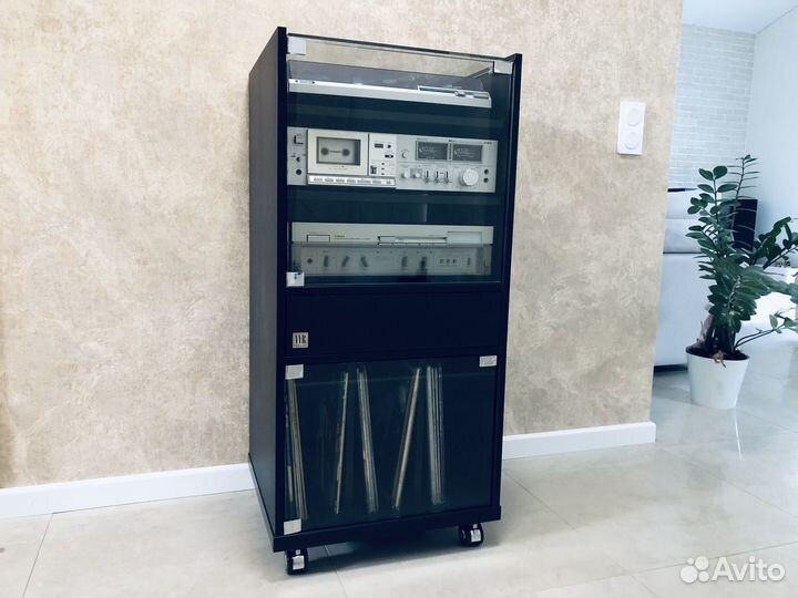 Стойка для аудио аппаратуры VVR Audio