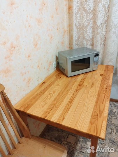 Стол обеденный деревянный бу