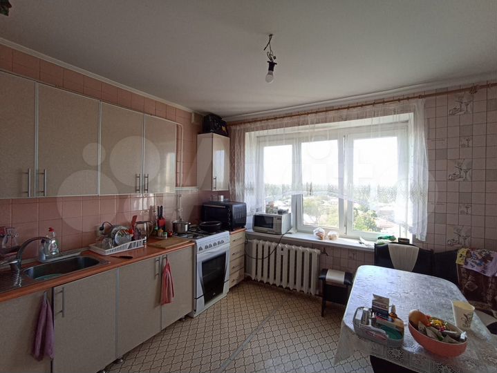 2-к. квартира, 54 м², 9/9 эт.
