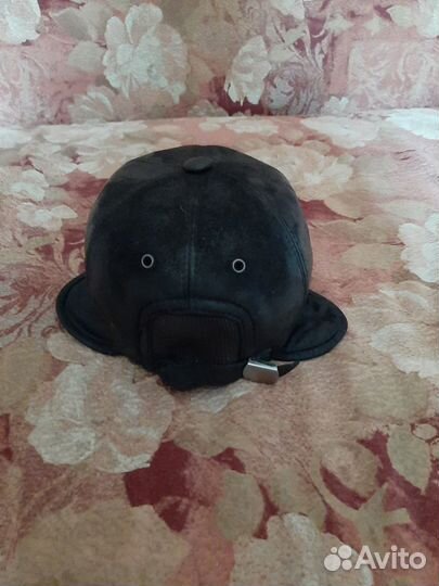 Мужская кожаная кепка