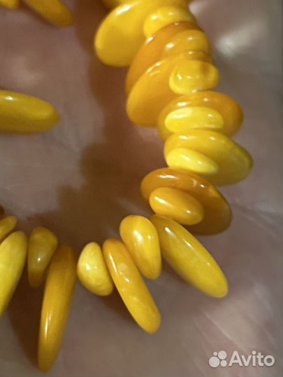 Бусы янтарь желток
