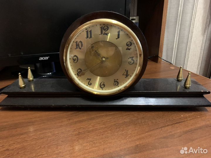 Настольные часы