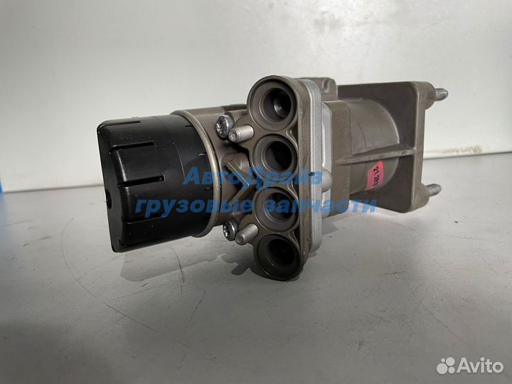 Кран тормозной главный Рено Магнум 7421390589