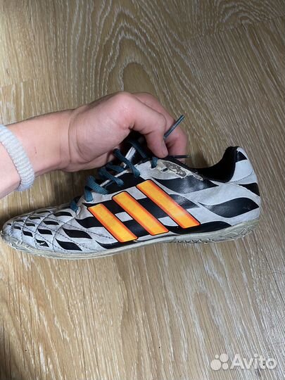 Футзалки adidas