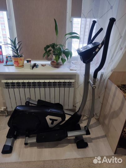 Эллиптический тренажер torneo