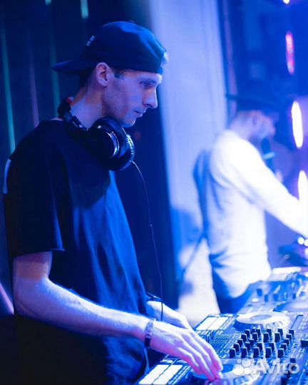 Диджей на мероприятие