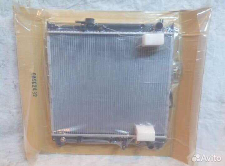 Радиатор охлаждения tomsun SU-9511A Suzuki Escudo