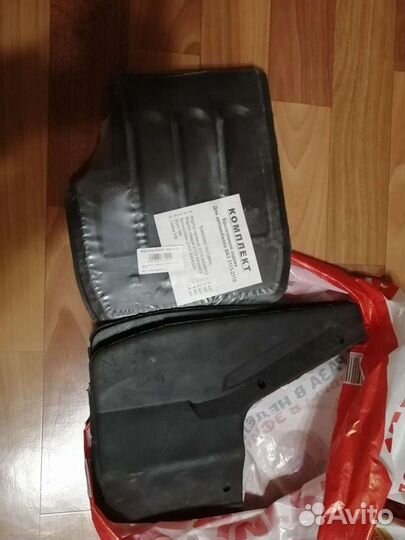 Брызговики на ладу