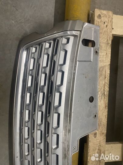Решетка радиатора range rover vogue