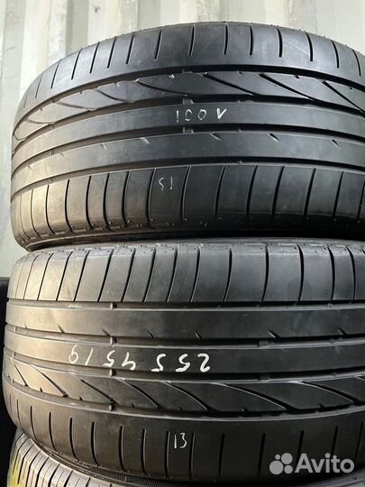 Bridgestone Dueler H/P Sport 255/45 R19 V