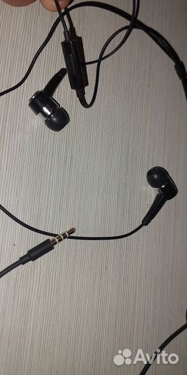 Наушники гарнитура Samsung б.у