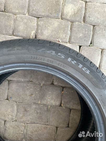 Pirelli Cinturato P7 235/45 R18