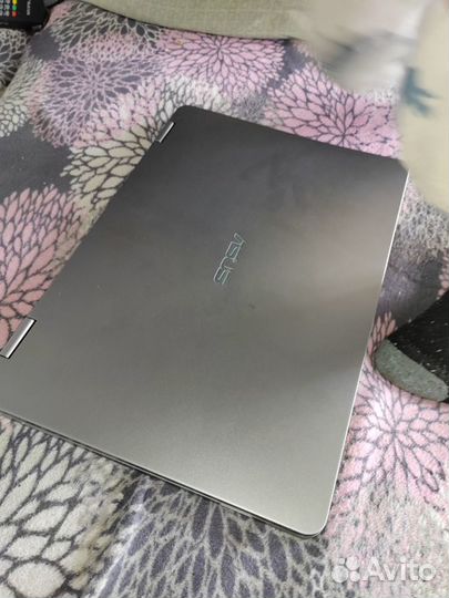 Asus VivoBook Flip 14 TP401M