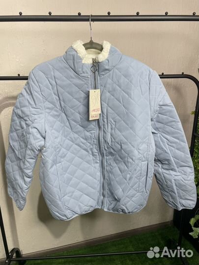 Стеганная куртка S-M демисезон новая