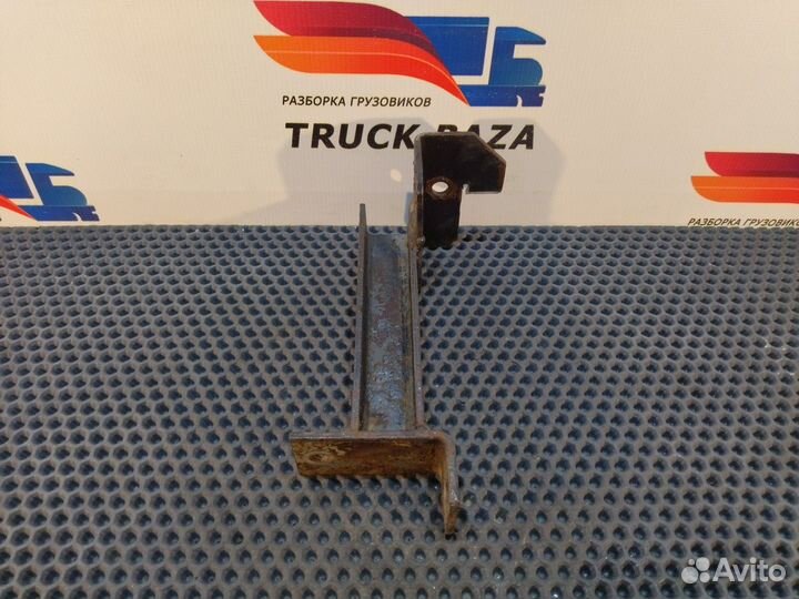 Кронштейн спойлера бокового правый Man L2000