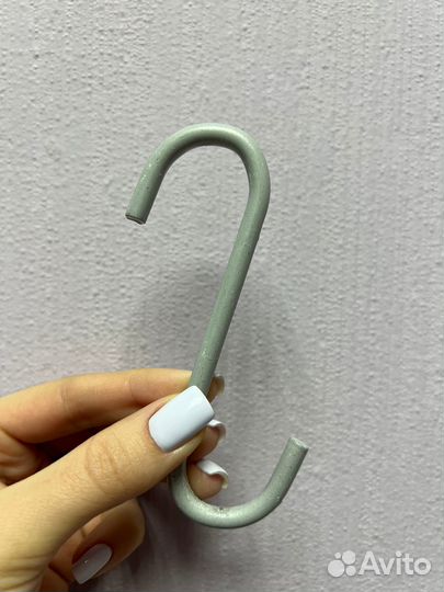 Крючок S-образный