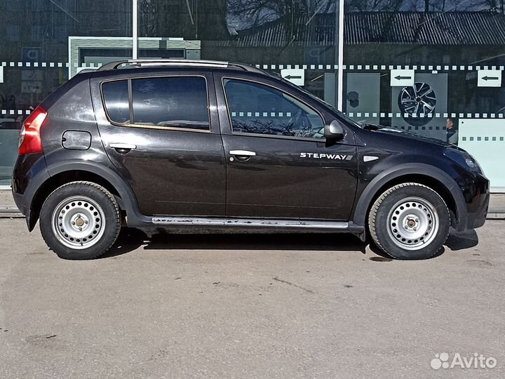 Renault Sandero Stepway 1.6 AT, 2012, 135 348 км