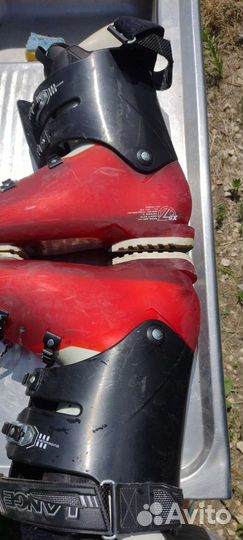 Горнолыжные ботинки lange