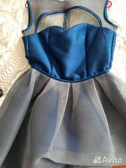 Платье вечернее