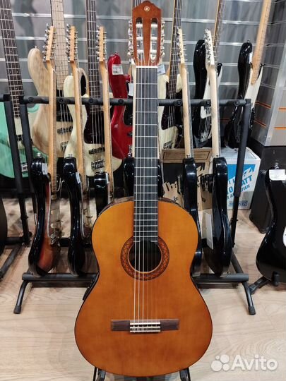 Yamaha CX40 - электро-классическая