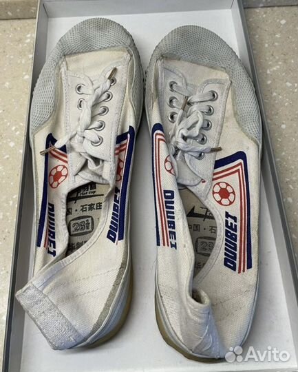 Кеды и шиповки футбольные, 43 rus