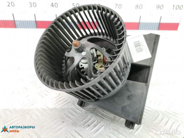 Моторчик печки Volkswagen Bora 2000 1J1819021C